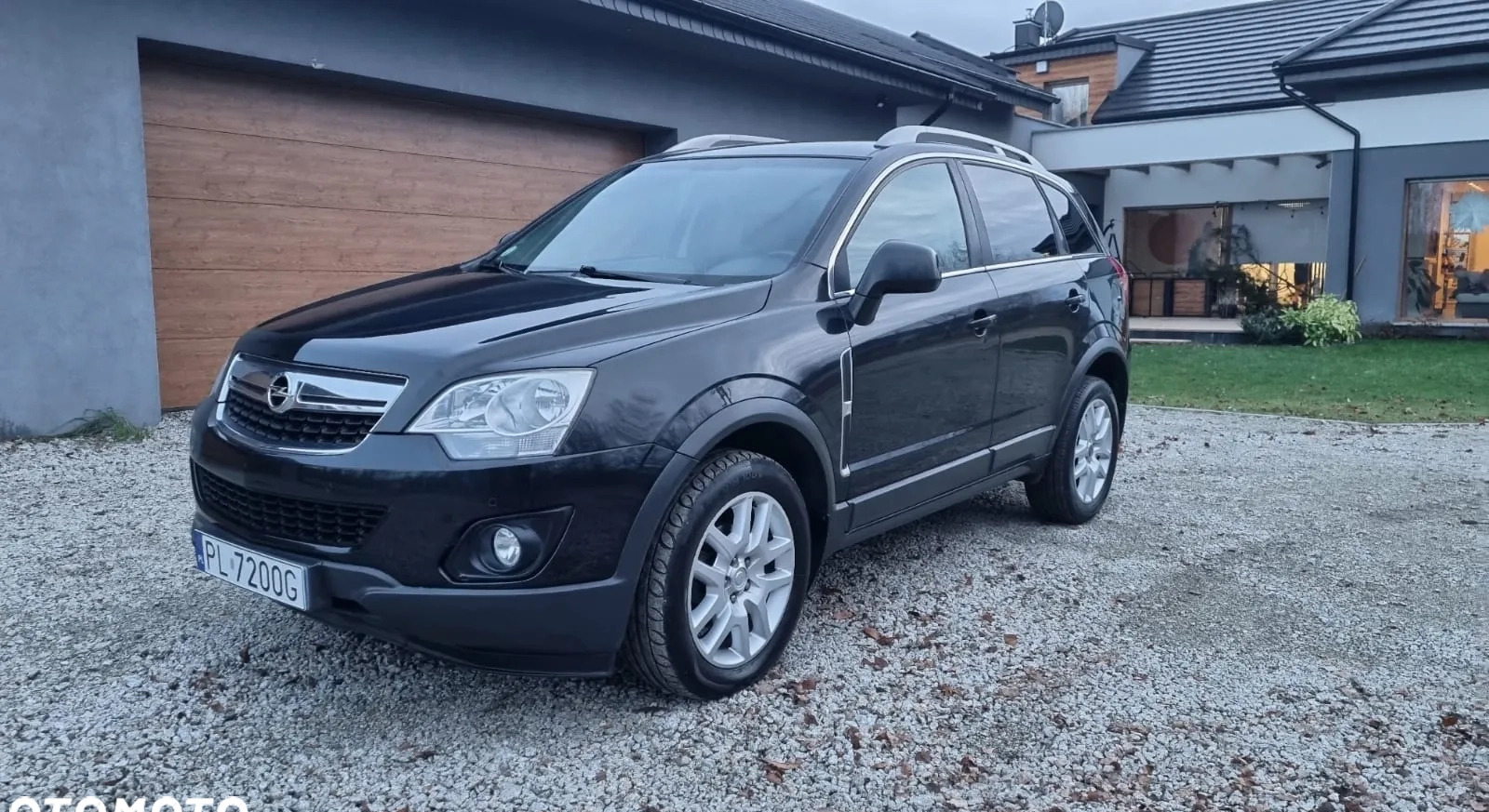 Opel Antara cena 32900 przebieg: 179000, rok produkcji 2012 z Leszno małe 137